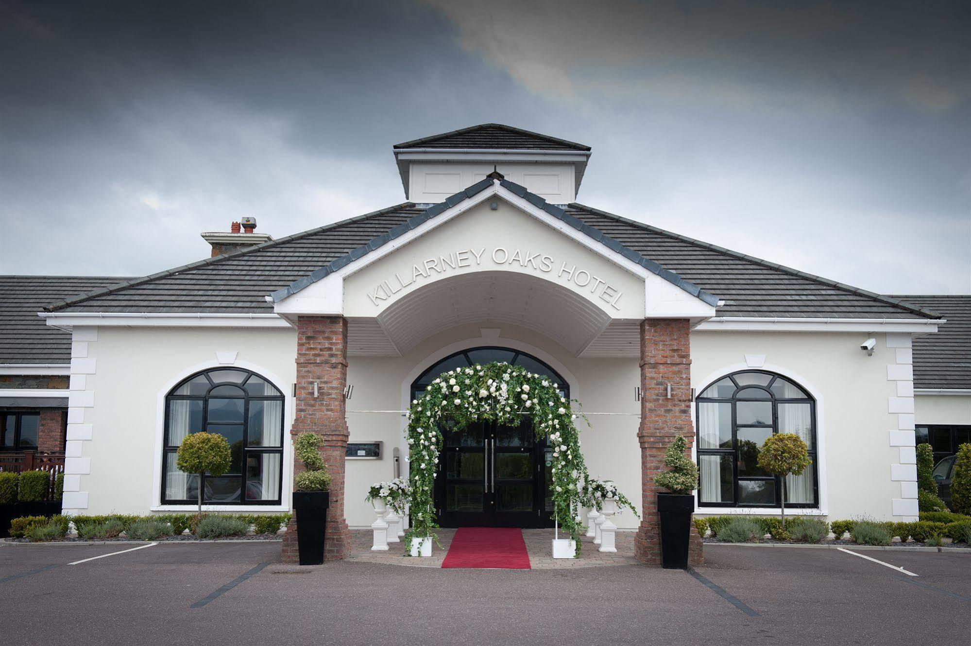 Killarney Oaks Hotel Ngoại thất bức ảnh
